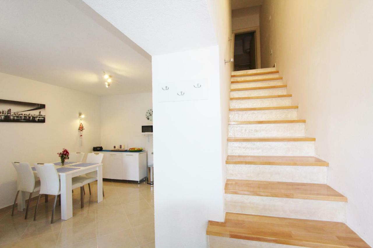 Luan Apartment Rabac Exterior photo